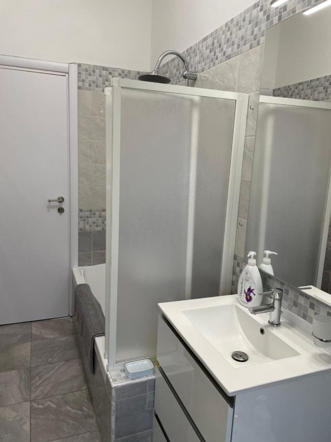 Casa Iris Apartman Rozzano Kültér fotó